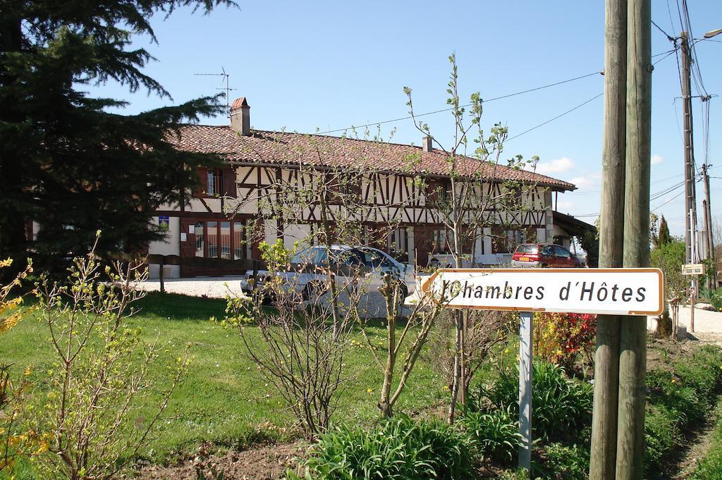 La Croix De Bois Bed & Breakfast Jayat Exterior photo